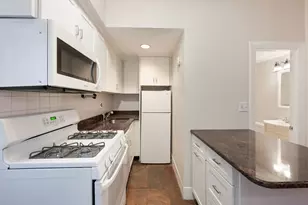 11 Revere St, Boston, MA 02114 - Photo 6