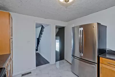 23 Jenness St, Springfield, MA 01104 - Photo 6