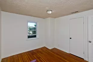 23 Jenness St, Springfield, MA 01104 - Photo 18