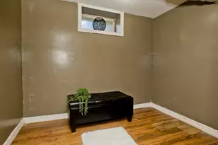 23 Jenness St, Springfield, MA 01104 - Photo 14