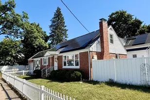 35 Long Terrace, Springfield, MA 01104 - Photo 2