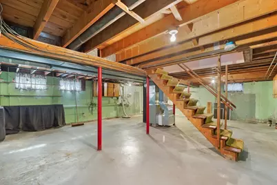 82 Russell St, Haverhill, MA 01830 - Photo 28