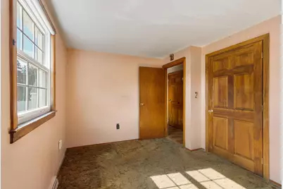 82 Russell St, Haverhill, MA 01830 - Photo 22