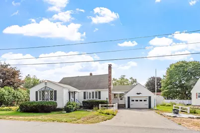 82 Russell St, Haverhill, MA 01830 - Photo 2