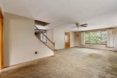 82 Russell St, Haverhill, MA 01830 - Photo 18