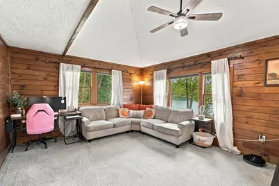 39 Lakeview Dr, Leominster, MA 01453 - Photo 28