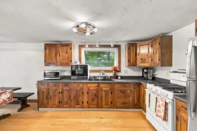 39 Lakeview Dr, Leominster, MA 01453 - Photo 22