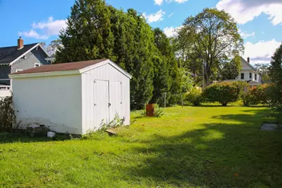 421 Elm St, Pittsfield, MA 01201 - Photo 26
