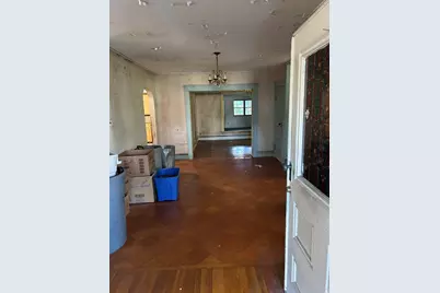 180 Grove St, Haverhill, MA 01832 - Photo 4