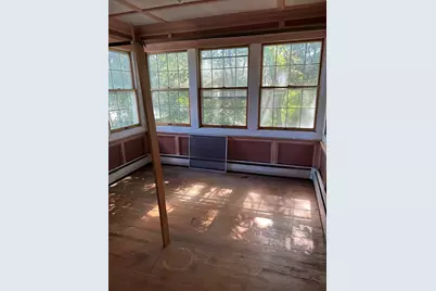 180 Grove St, Haverhill, MA 01832 - Photo 16
