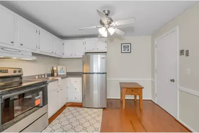 90 E Broadway #11, Derry, NH 03038 - Photo 8