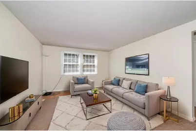 90 E Broadway #11, Derry, NH 03038 - Photo 4