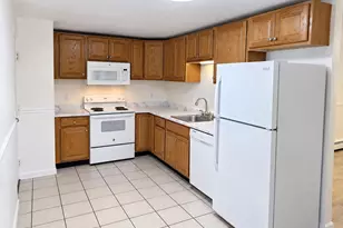 21 Staples, Everett, MA 02149 - Photo 6