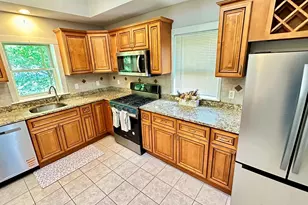 12 Madison St, Taunton, MA 02780 - Photo 1