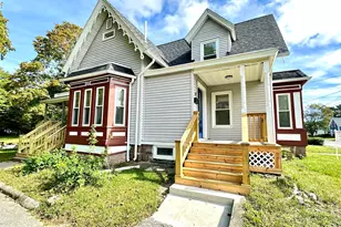 12 Madison St, Taunton, MA 02780 - Photo 14