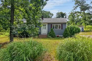21 Timothy St, Fairhaven, MA 02719 - Photo 2