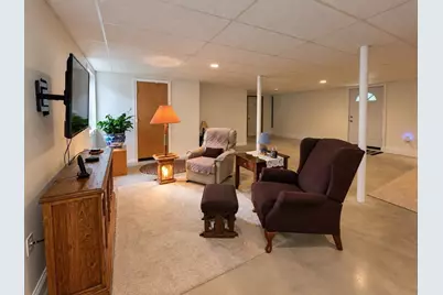 36 Ludlow Road, Chicopee, MA 01020 - Photo 28