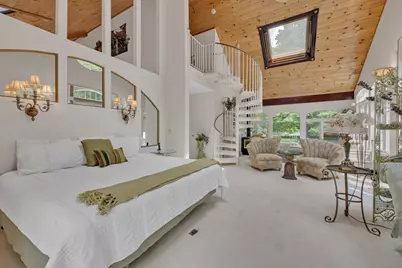 87 E Brimfield Holland, Brimfield, MA 01010 - Photo 22