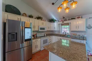 769 New Plainville Rd, New Bedford, MA 02745 - Photo 34
