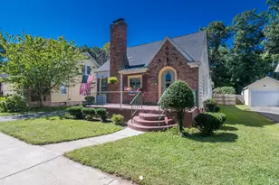 134 Eddywood St, Springfield, MA 01118 - Photo 1