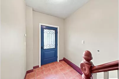 13 Knowlton St, Somerville, MA 02145 - Photo 4