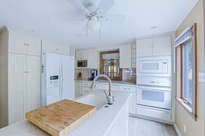 6 Ledgeville Ave, Foxboro, MA 02035 - Photo 8