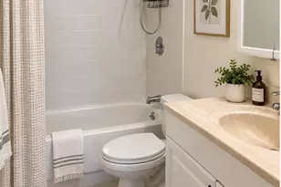 33 Pond, Brookline, MA 02445 - Photo 8