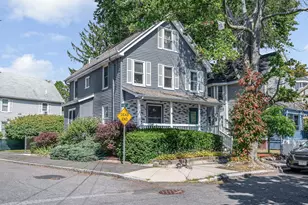 32 Dodge St, Malden, MA 02148 - Photo 2