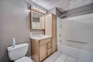 97-99 Brookline Ave, Holyoke, MA 01040 - Photo 12