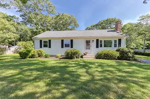 124 Starlight Dr, Barnstable, MA 02648 - Photo 1