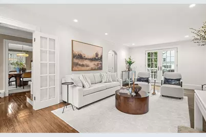 8 Tennyson Rd, Wellesley, MA 02481 - Photo 4