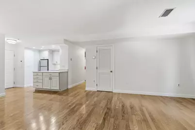 666 Main Street #210, Winchester, MA 01890 - Photo 6