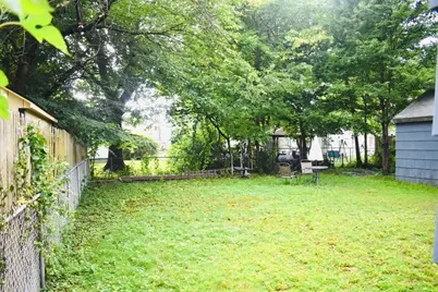 54 Georgetown St, Springfield, MA 01104 - Photo 6