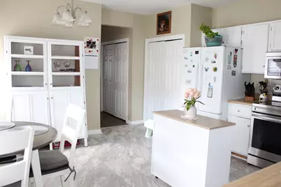 171 S Main St #2, Bellingham, MA 02019 - Photo 4