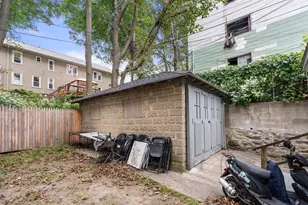 31 Chrome St, Worcester, MA 01604 - Photo 38
