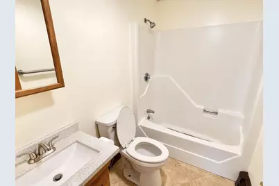 34 Dorchester St, Worcester, MA 01610 - Photo 20