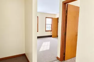34 Dorchester St, Worcester, MA 01610 - Photo 10