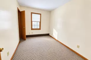 34 Dorchester St, Worcester, MA 01610 - Photo 12
