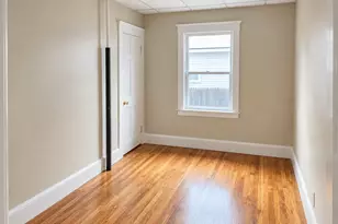 27 Mystic Ave, Lynn, MA 01904 - Photo 4