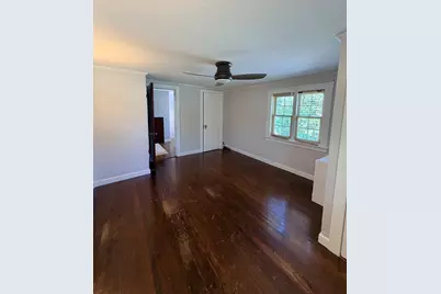 860 Pleasant St, Worcester, MA 01602 - Photo 20