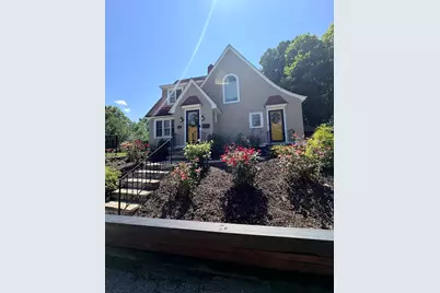 860 Pleasant St, Worcester, MA 01602 - Photo 2