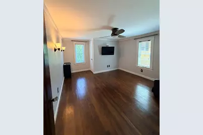 860 Pleasant St, Worcester, MA 01602 - Photo 22