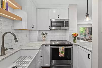 666 Main #310, Winchester, MA 01890 - Photo 4