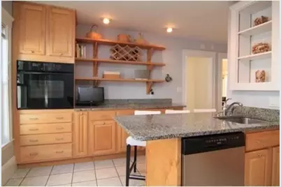 25 Saint Clements #2, Medford, MA 02155 - Photo 14