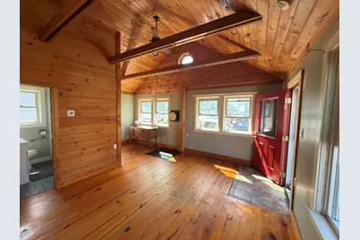 107 Bluff Ave, Swansea, MA 02777 - Photo 4