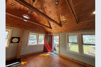 107 Bluff Ave, Swansea, MA 02777 - Photo 6