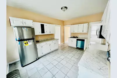 32 Woodford Street #2, Worcester, MA 01604 - Photo 4