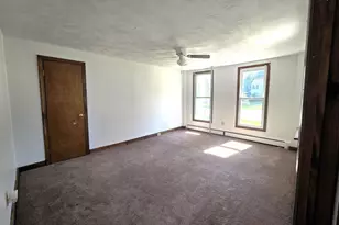 57 West St, Attleboro, MA 02703 - Photo 8