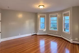 17 E Milton Rd, Brookline, MA 02445 - Photo 8