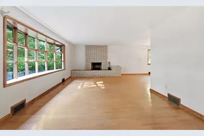 14 Miller Dr, Warren, MA 01083 - Photo 16